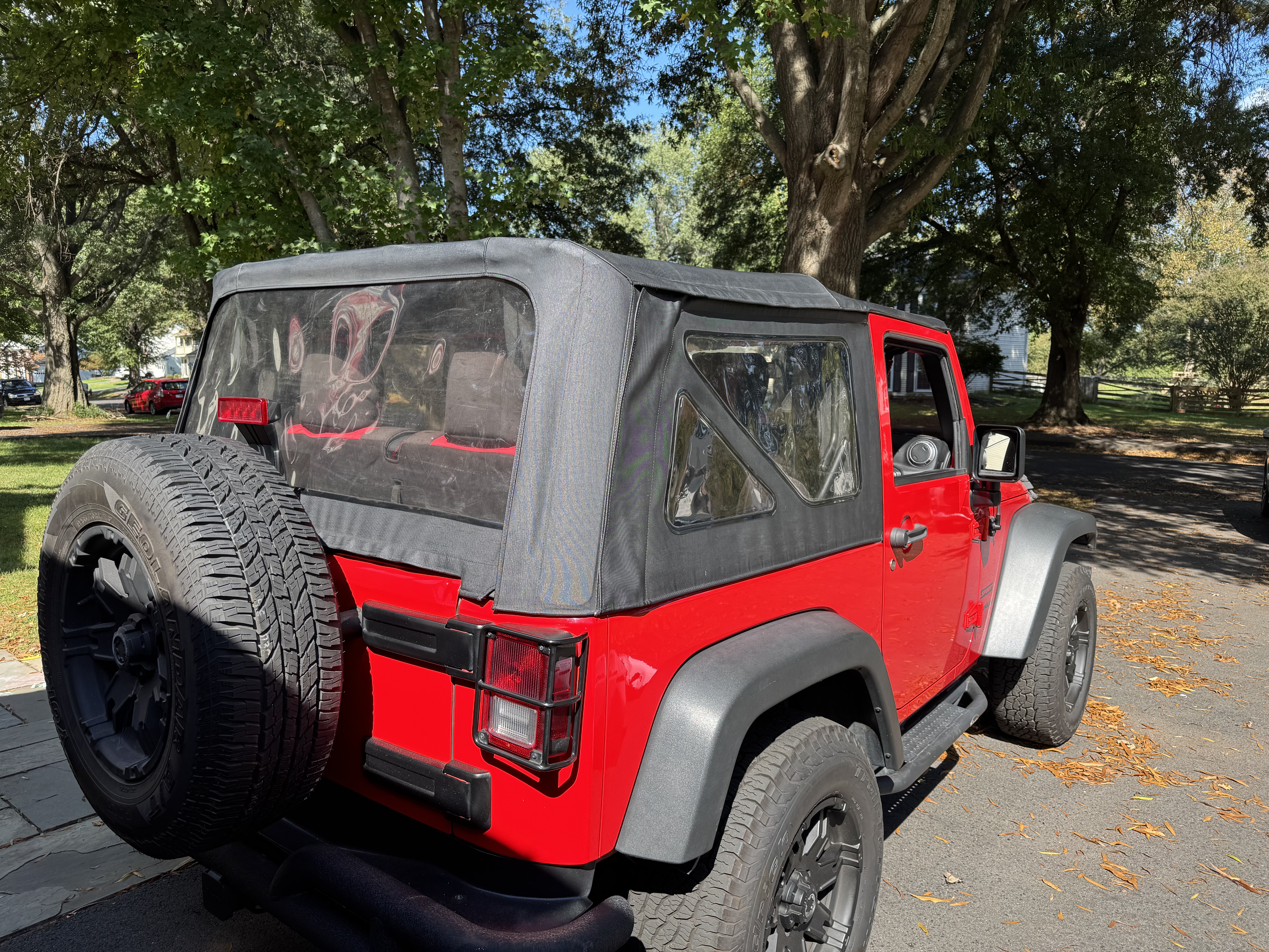Used 2017 Jeep Wrangler Sport w/ Connectivity Group AWD/4WD image 16