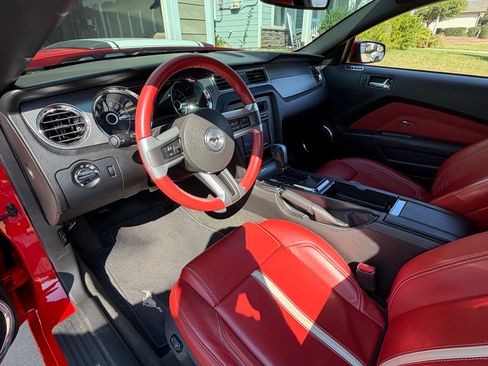 Used 2014 Ford Mustang GT Premium w/ Accessory Package 5 RWD image 15