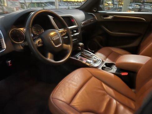 Used 2010 Audi Q5 3.2 Prestige image 9
