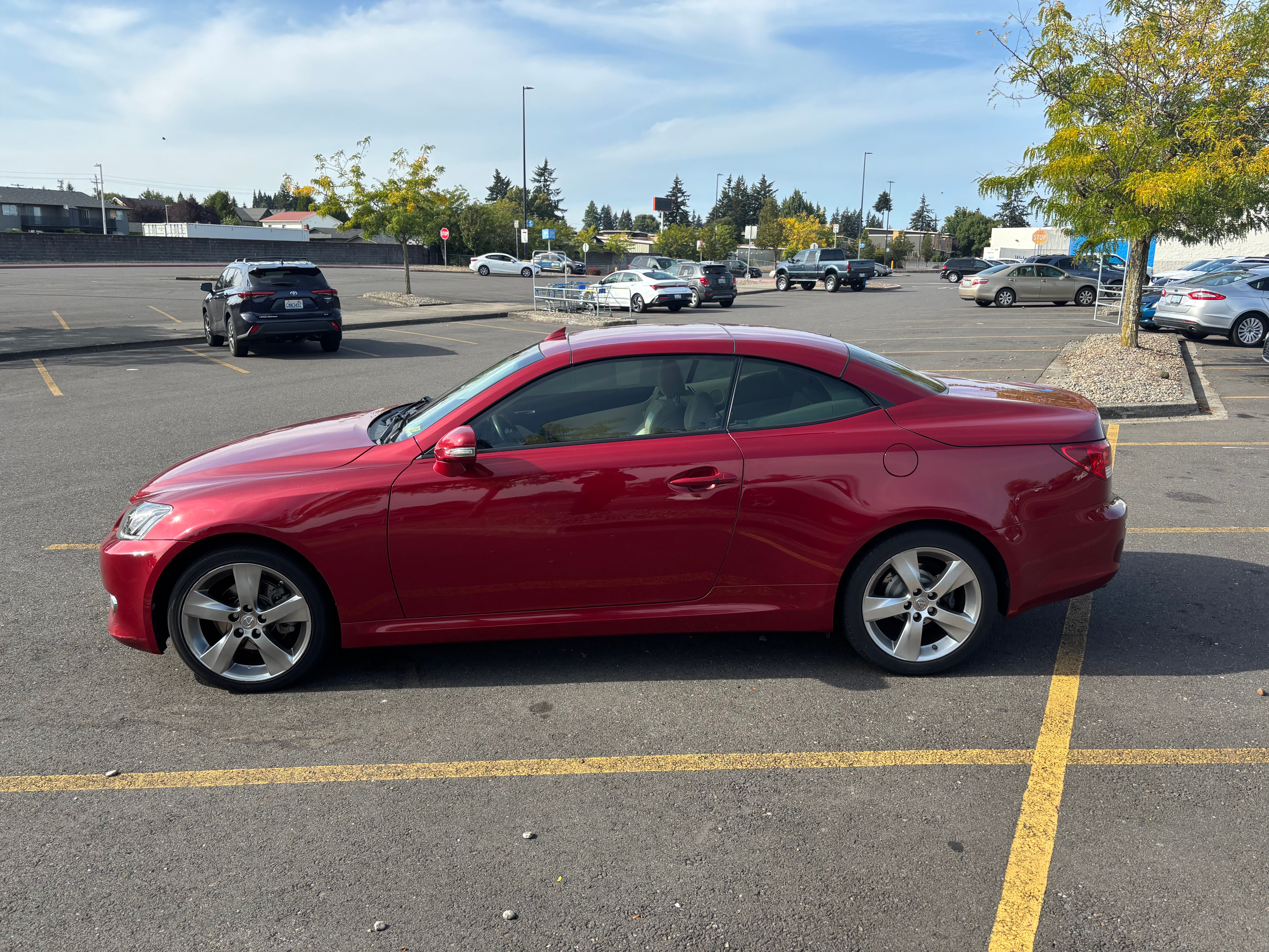 Used 2010 Lexus IS 250C w/ Luxury Pkg RWD image 6
