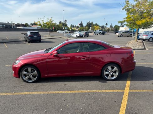 Used 2010 Lexus IS 250C w/ Luxury Pkg RWD image 6