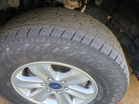 Used 2017 Ford F150 XLT image 8