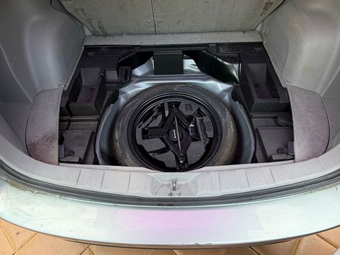 Used 2011 Subaru Forester 2.5X image 16