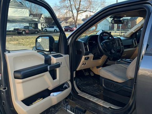 Used 2019 Ford F150 XLT w/ Equipment Group 302A Luxury image 13