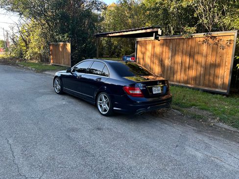 Used 2014 Mercedes-Benz C 350 Sport image 10