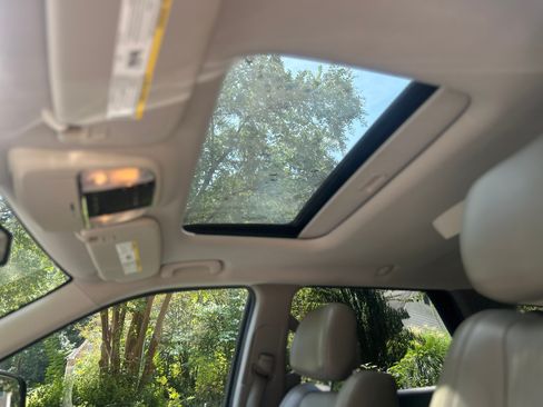 Used 2011 Dodge Durango Crew RWD image 16
