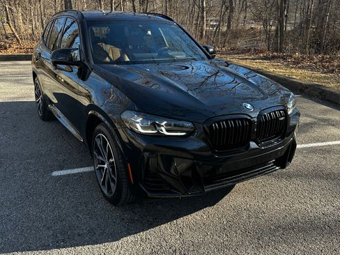 Used 2023 BMW X3 M40i w/ Premium Package image 5