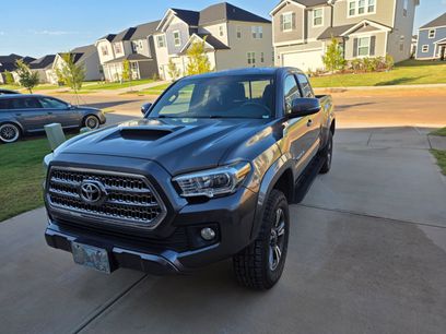Used 2016 Toyota Tacoma TRD Sport w/ Towing Package