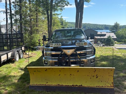 Used 2015 Chevrolet Silverado 2500 LTZ w/ Duramax Plus Package AWD/4WD image 14