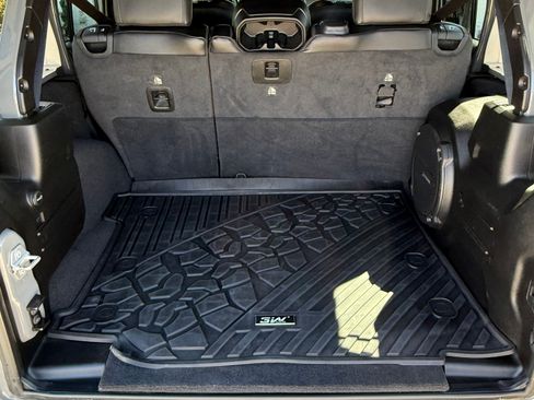 Used 2021 Jeep Wrangler Unlimited Sport image 17