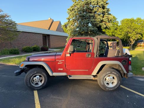 Used 2001 Jeep Wrangler Sport AWD/4WD image 1