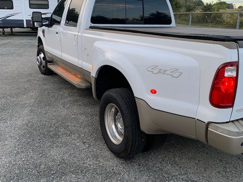 Used 2008 Ford F350 King Ranch image 4