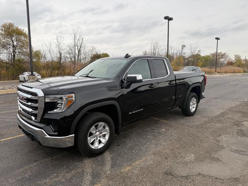 Used 2021 GMC Sierra 1500 SLE image 10