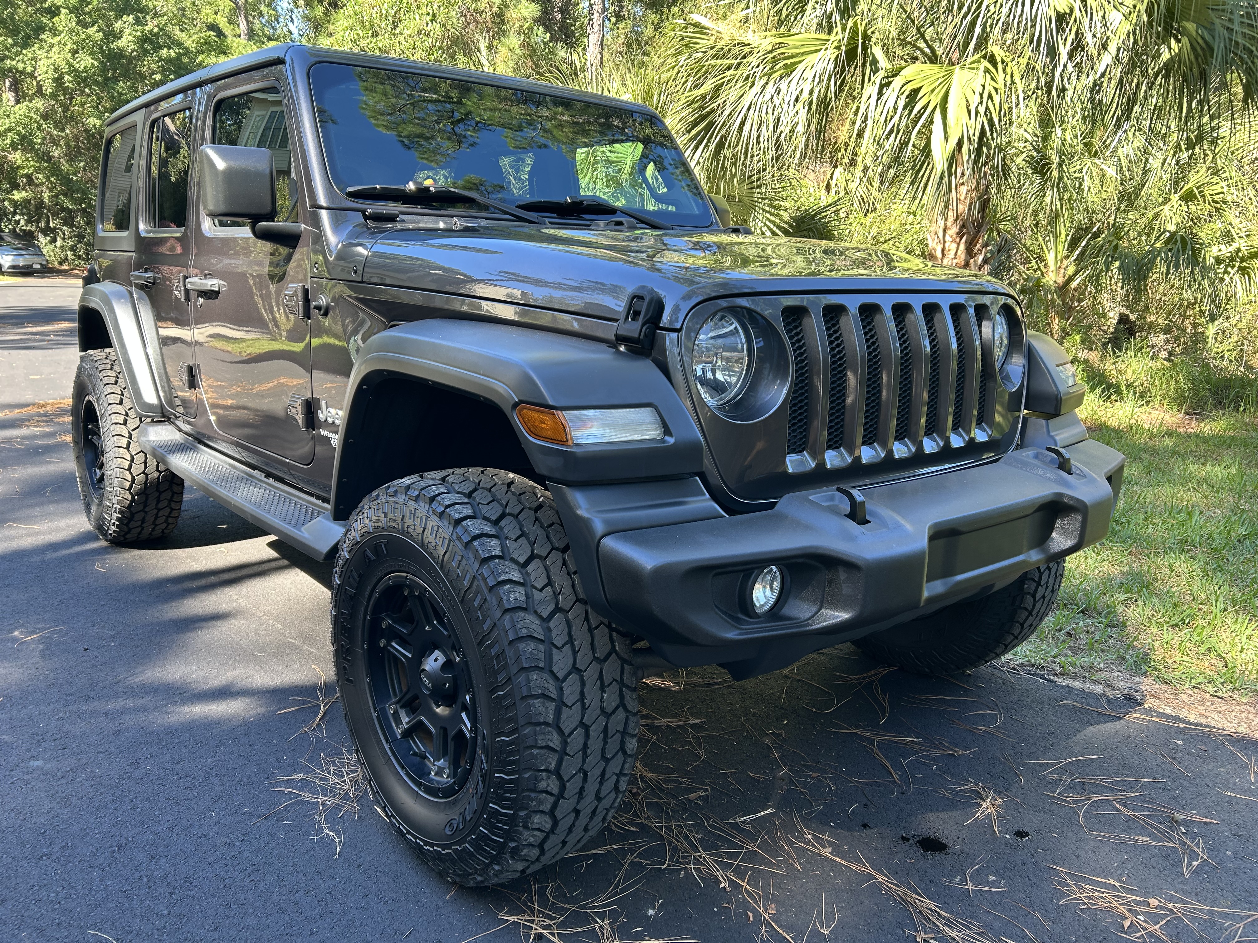 Used 2018 Jeep Wrangler Unlimited Sport S AWD/4WD image 1