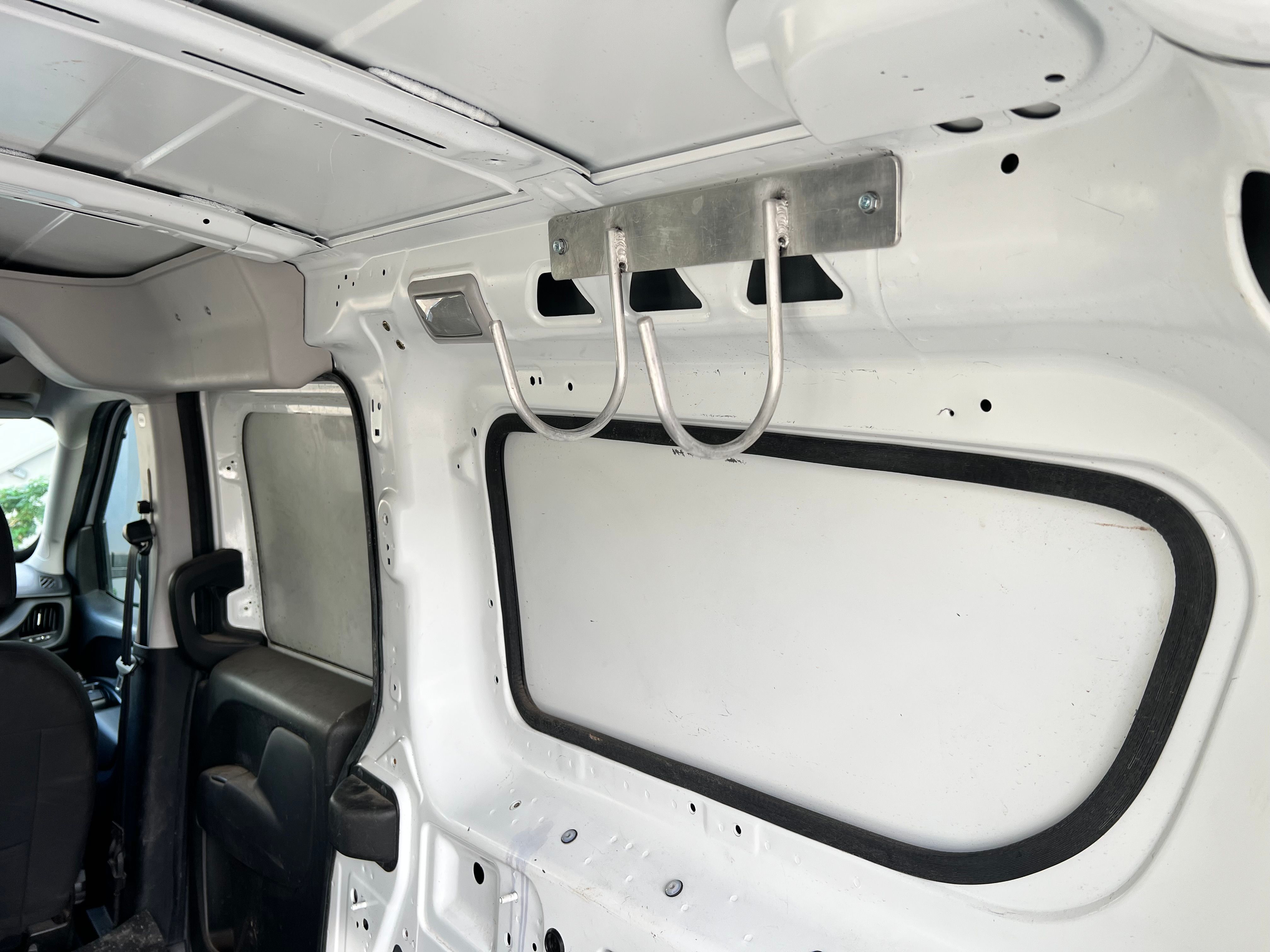 Used 2017 RAM ProMaster City Tradesman SLT w/ Rear Back-up Camera Group FWD image 15