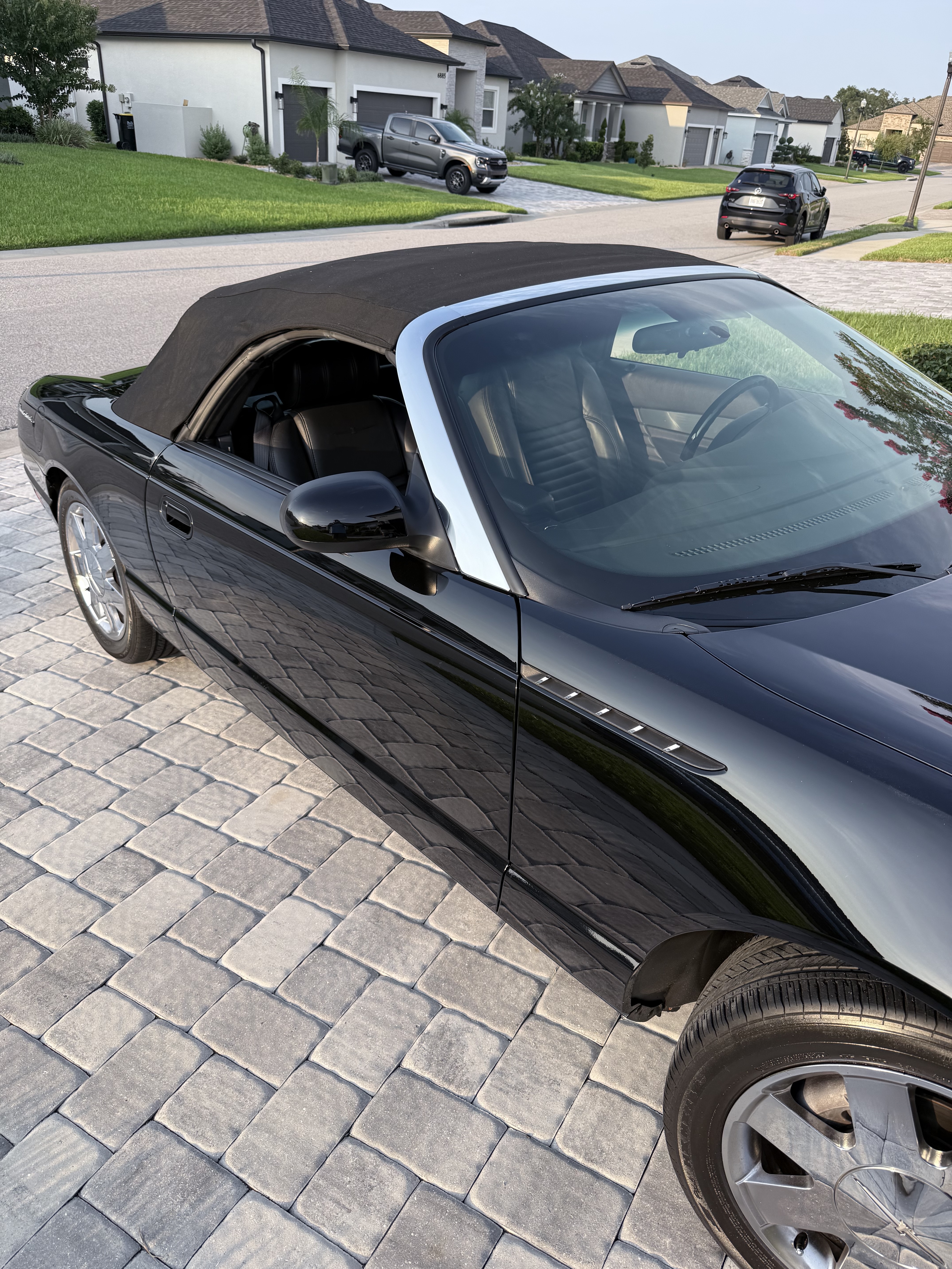 Used 2002 Ford Thunderbird RWD image 18