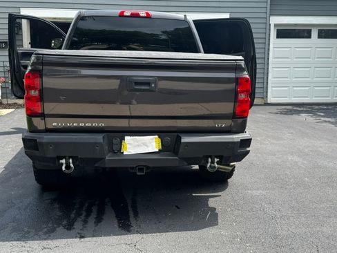 Used 2014 Chevrolet Silverado 1500 LTZ Z71 w/ LTZ Plus Package AWD/4WD image 5