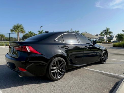 Used 2015 Lexus IS 250 w/ F-Sport Package RWD image 9