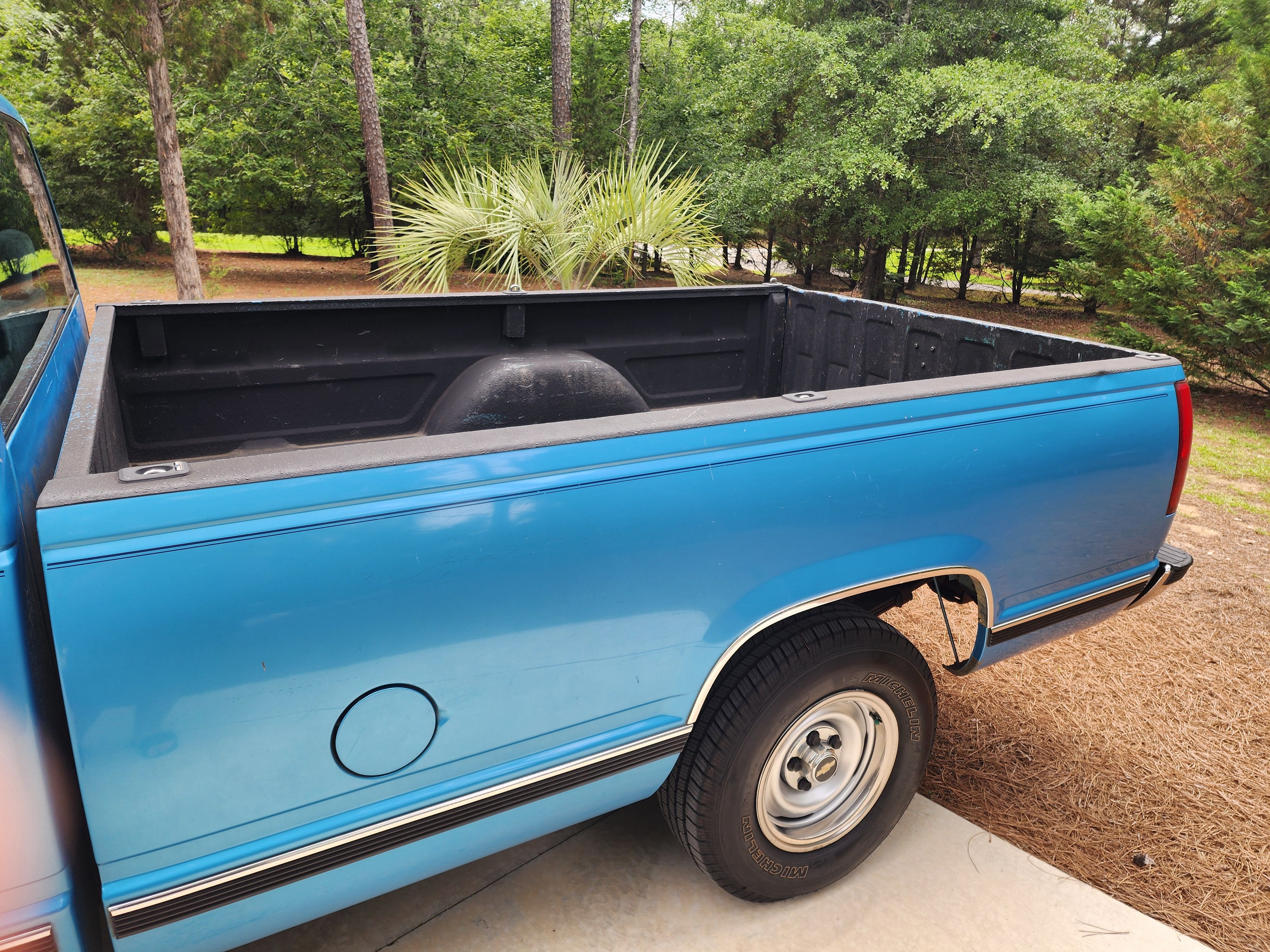 Used 1993 Chevrolet Silverado 1500 2WD Regular Cab image 12