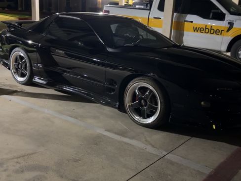 Used 2000 Pontiac Firebird Formula RWD image 2