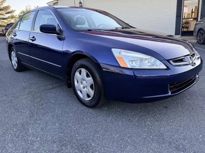 Used 2005 Honda Accord LX image 1