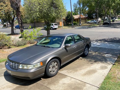 Used 2001 Cadillac Seville SLS image 9