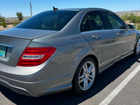 Used 2012 Mercedes-Benz C 250 Sedan image 4