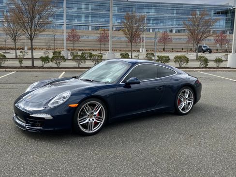 Used 2015 Porsche 911 Carrera S image 5