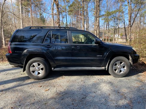 Used 2005 Toyota 4Runner Limited image 1