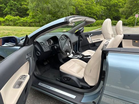 Used 2012 Volvo C70 T5 FWD image 15