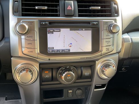 Used 2017 Toyota 4Runner SR5 Premium AWD/4WD image 12