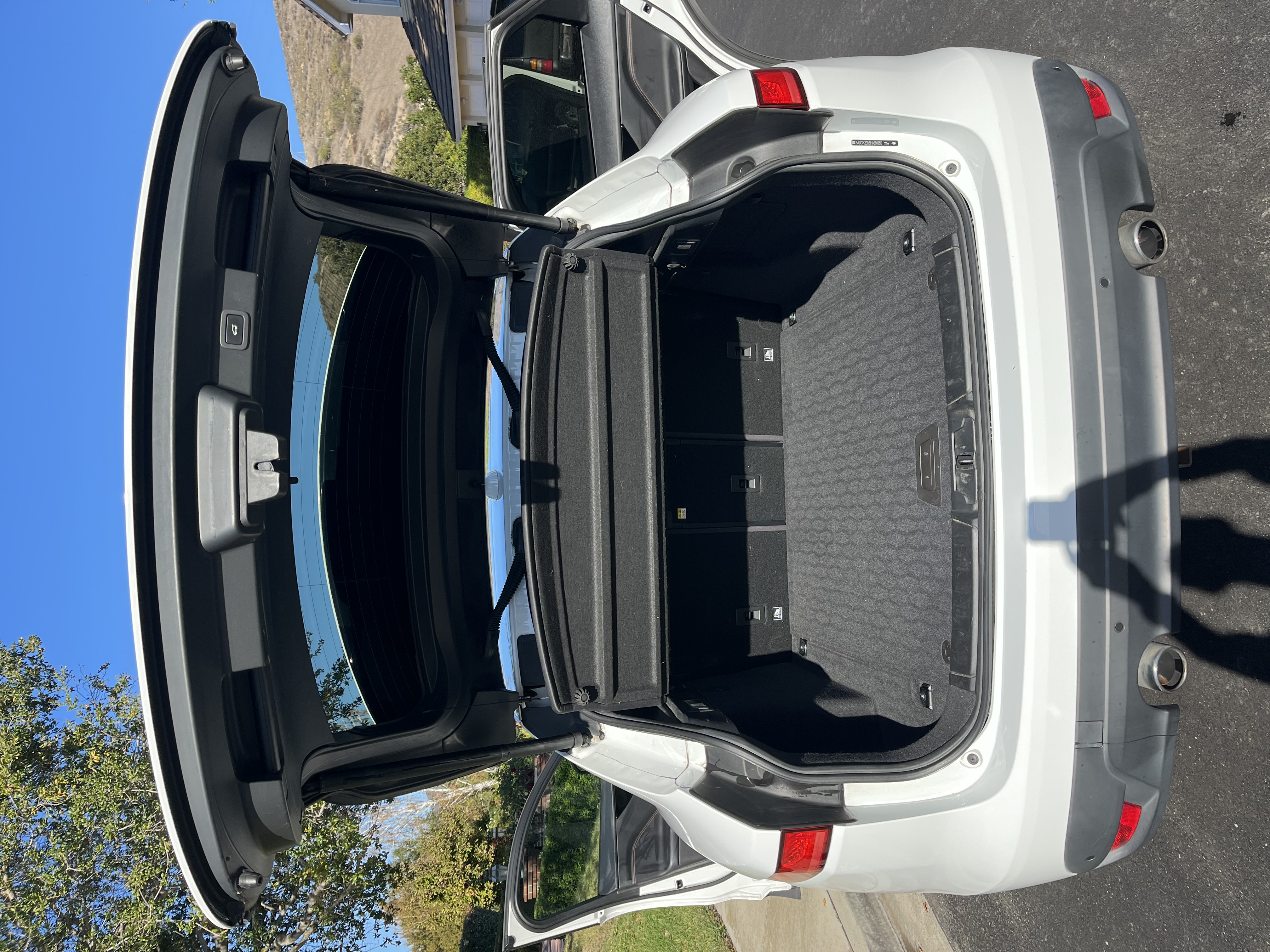 Used 2017 Jaguar F-PACE Prestige AWD/4WD image 10