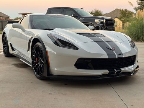 Used 2016 Chevrolet Corvette Z06 w/ 3LZ Preferred Equipment Group image 1