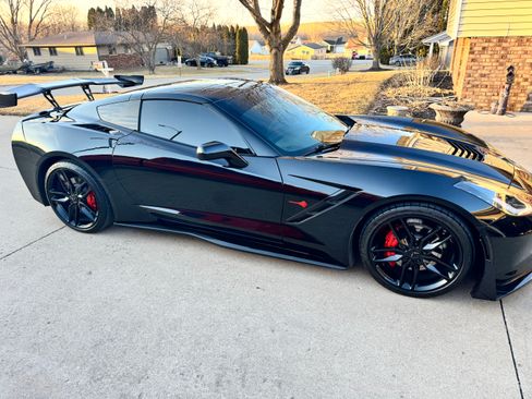 Used 2017 Chevrolet Corvette Stingray Coupe w/ 3LT Preferred Equipment Group RWD image 2