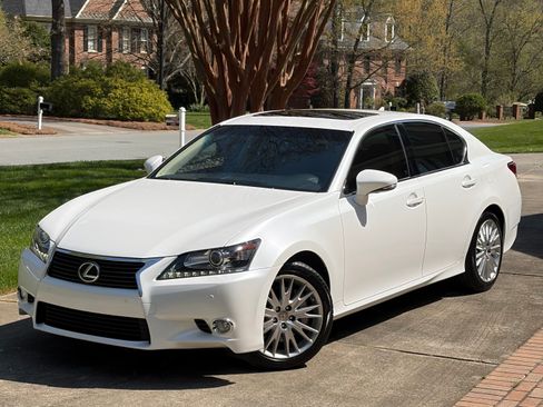 Used 2013 Lexus GS 350 w/ Luxury Pkg image 1