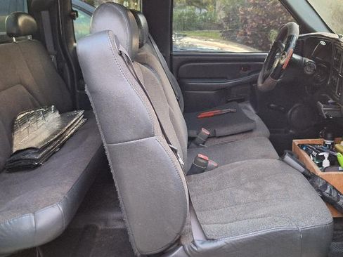 Used 2001 Chevrolet Silverado 1500 2WD Extended Cab w/ Firm Ride Suspension Pkg image 8