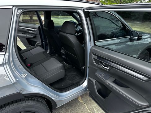 Used 2024 Honda CR-V Sport image 12