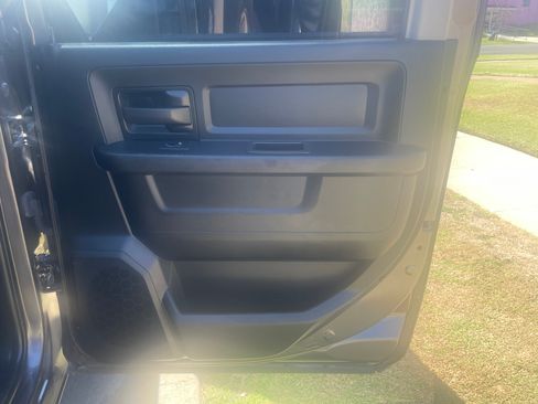 Used 2019 RAM 1500 Tradesman w/ Popular Equipment Group RWD image 11