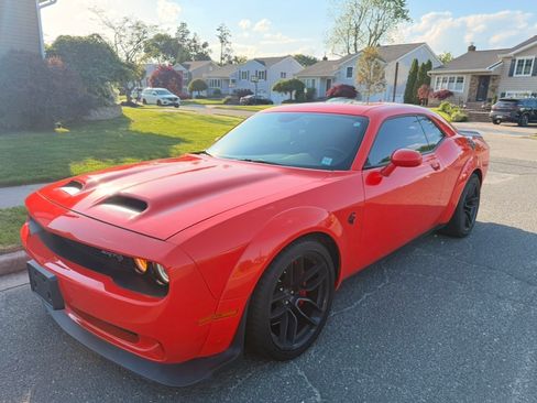 Used 2019 Dodge Challenger SRT Hellcat Redeye image 13