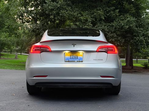 Used 2018 Tesla Model 3 Performance AWD/4WD image 8