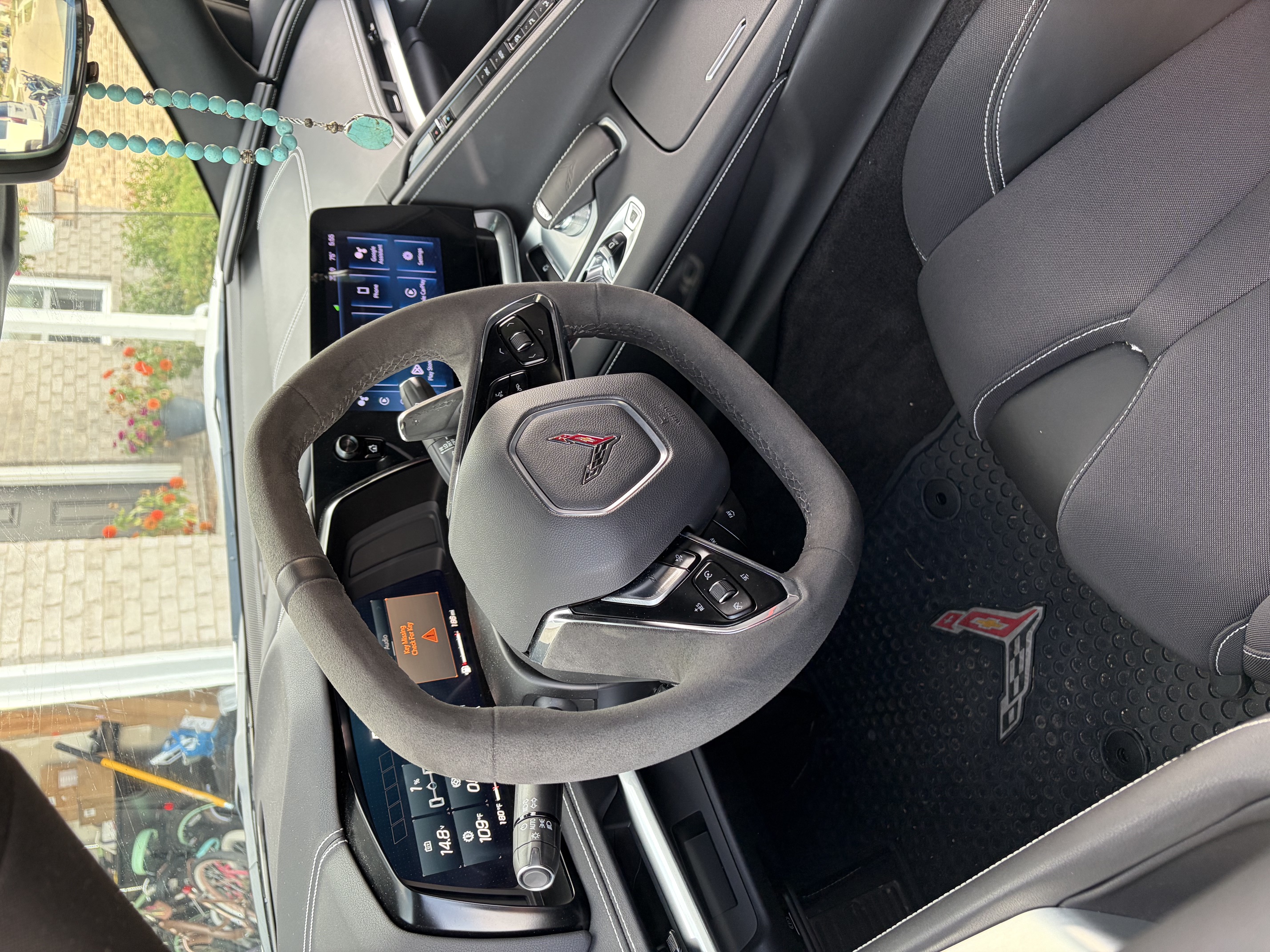 Used 2024 Chevrolet Corvette Stingray Coupe w/ Z51 Performance Package RWD image 4
