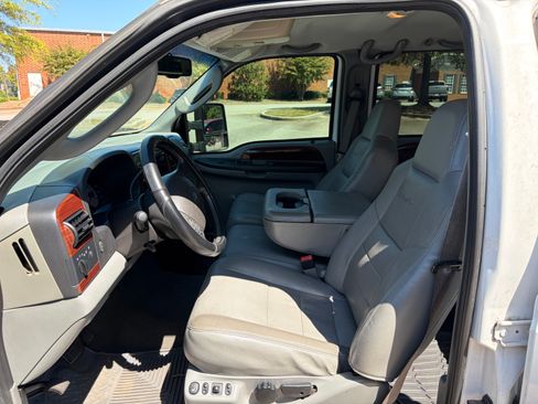 Used 2007 Ford F250 Lariat RWD image 20