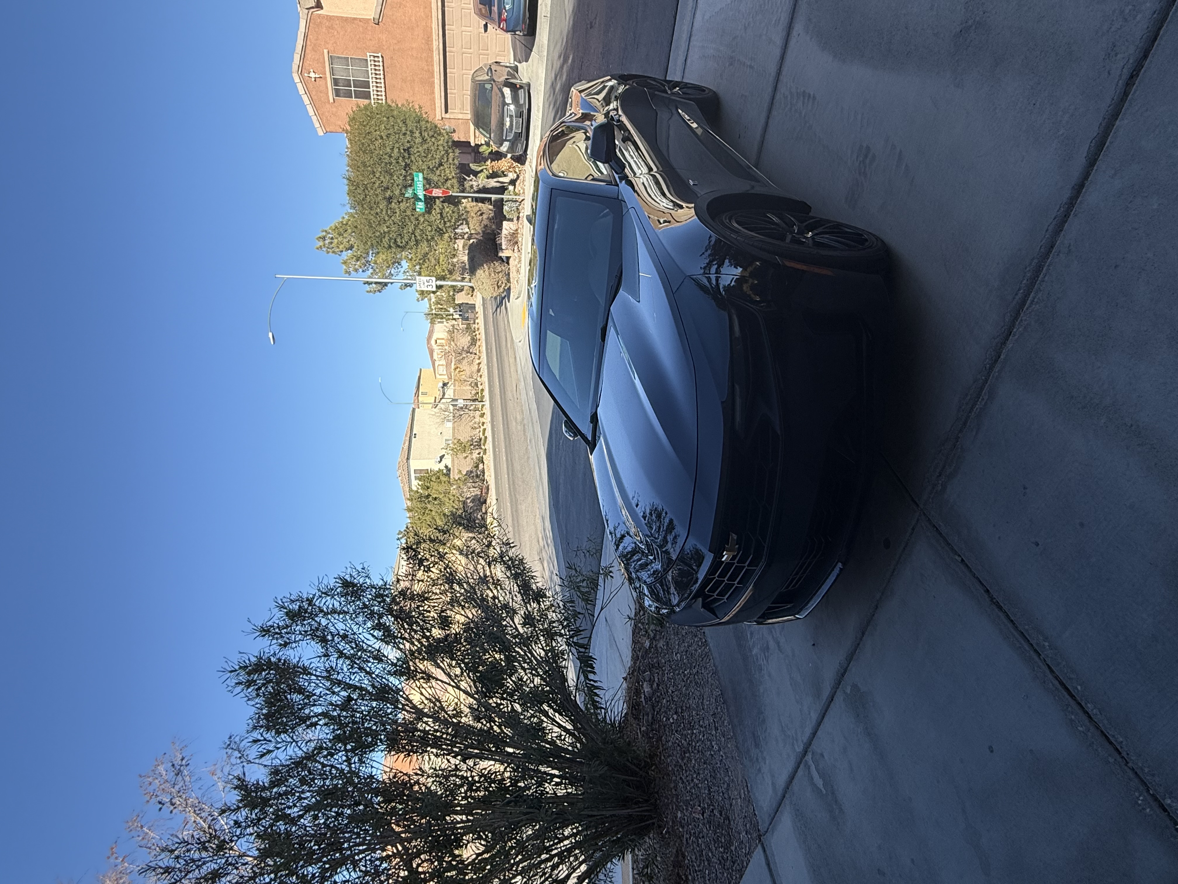 Used 2019 Chevrolet Camaro LT RWD image 4