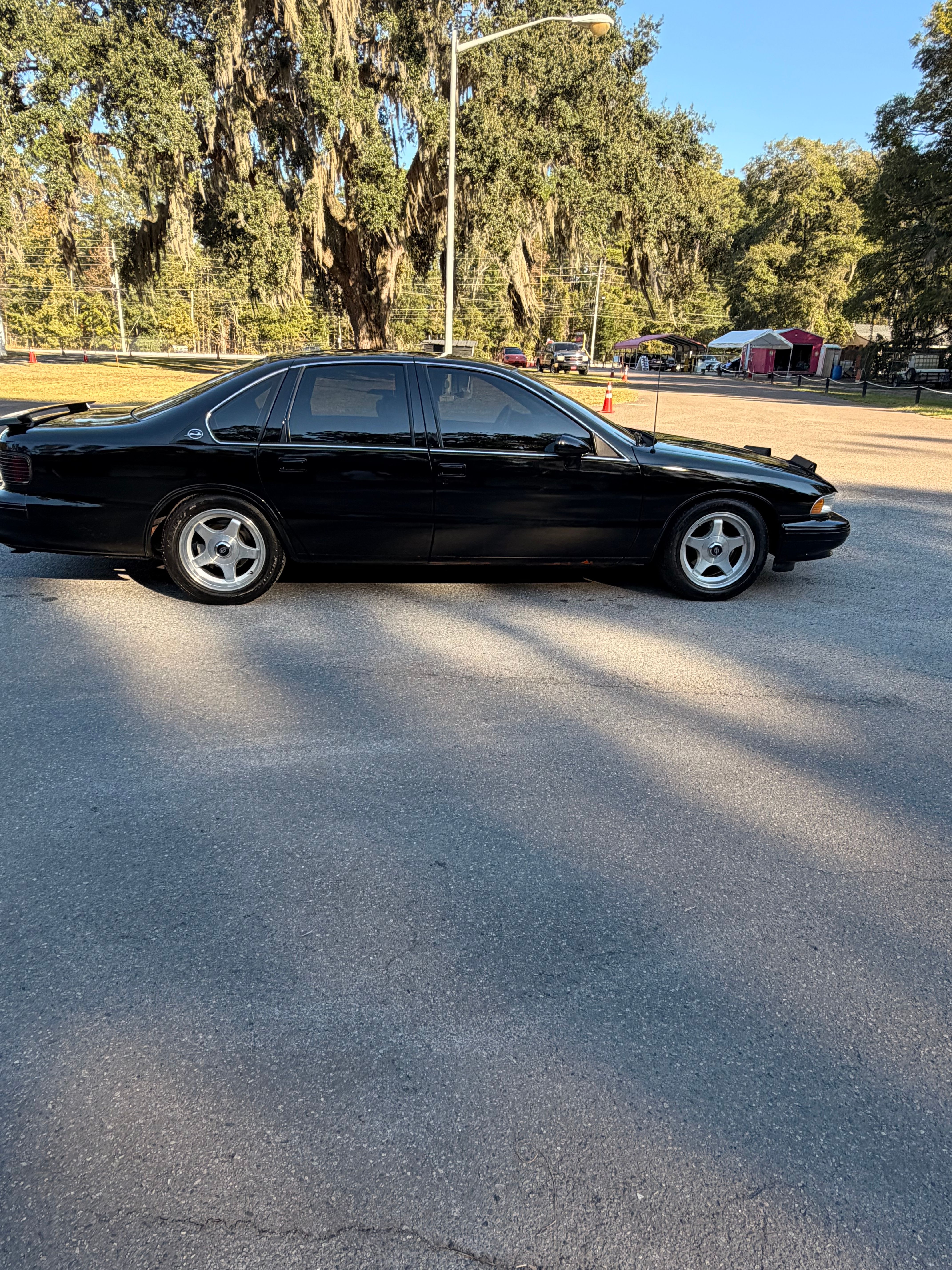 Used 1994 Chevrolet Impala SS RWD image 5