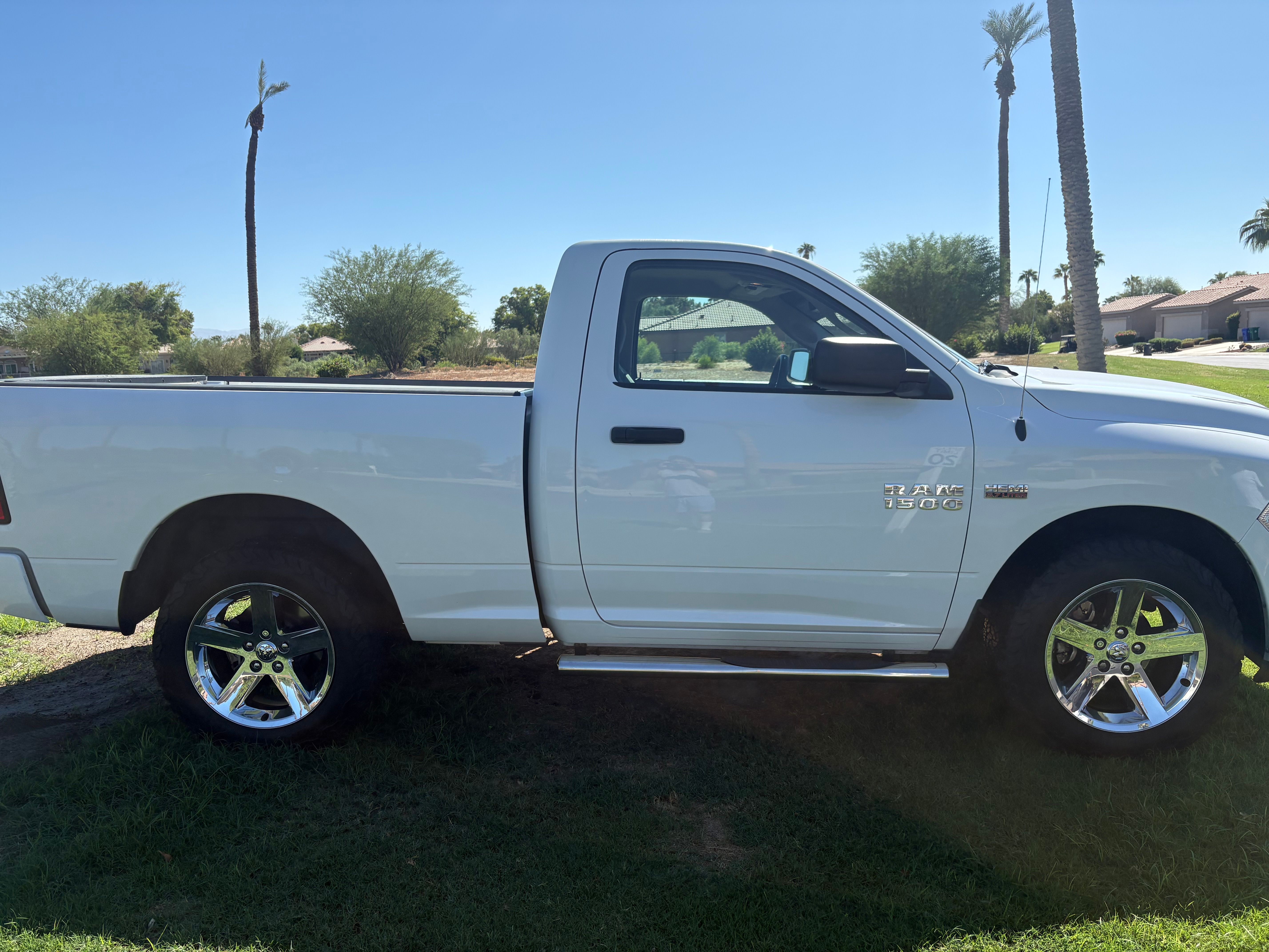 Used 2016 RAM 1500 Express RWD image 8