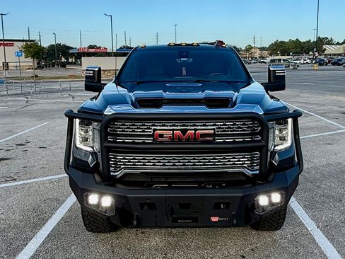 Used 2023 GMC Sierra 3500 Denali w/ Denali Ultimate Package image 5