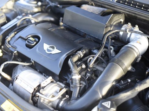 Used 2013 MINI Cooper S FWD image 19