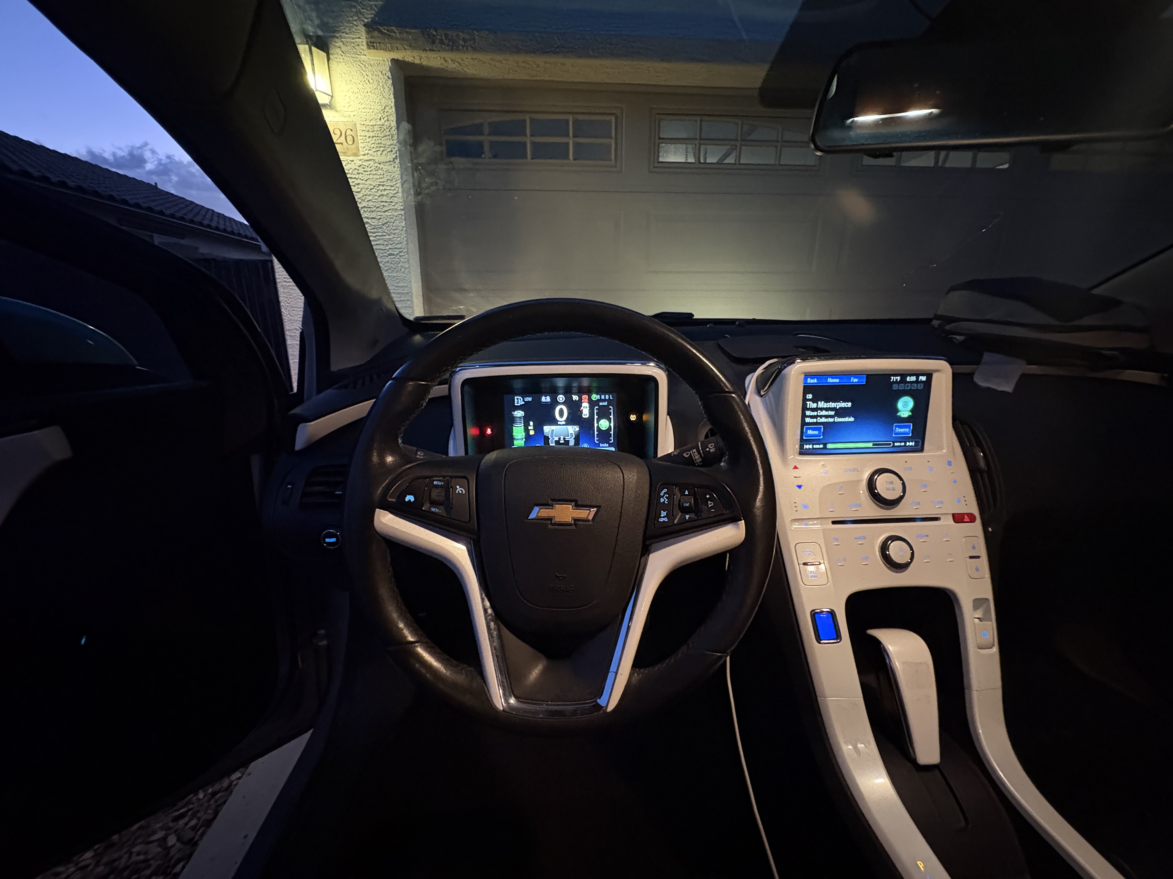 Used 2014 Chevrolet Volt Premium w/ Premium Trim Package FWD image 14