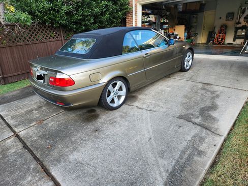 Used 2006 BMW 325Ci Convertible image 6