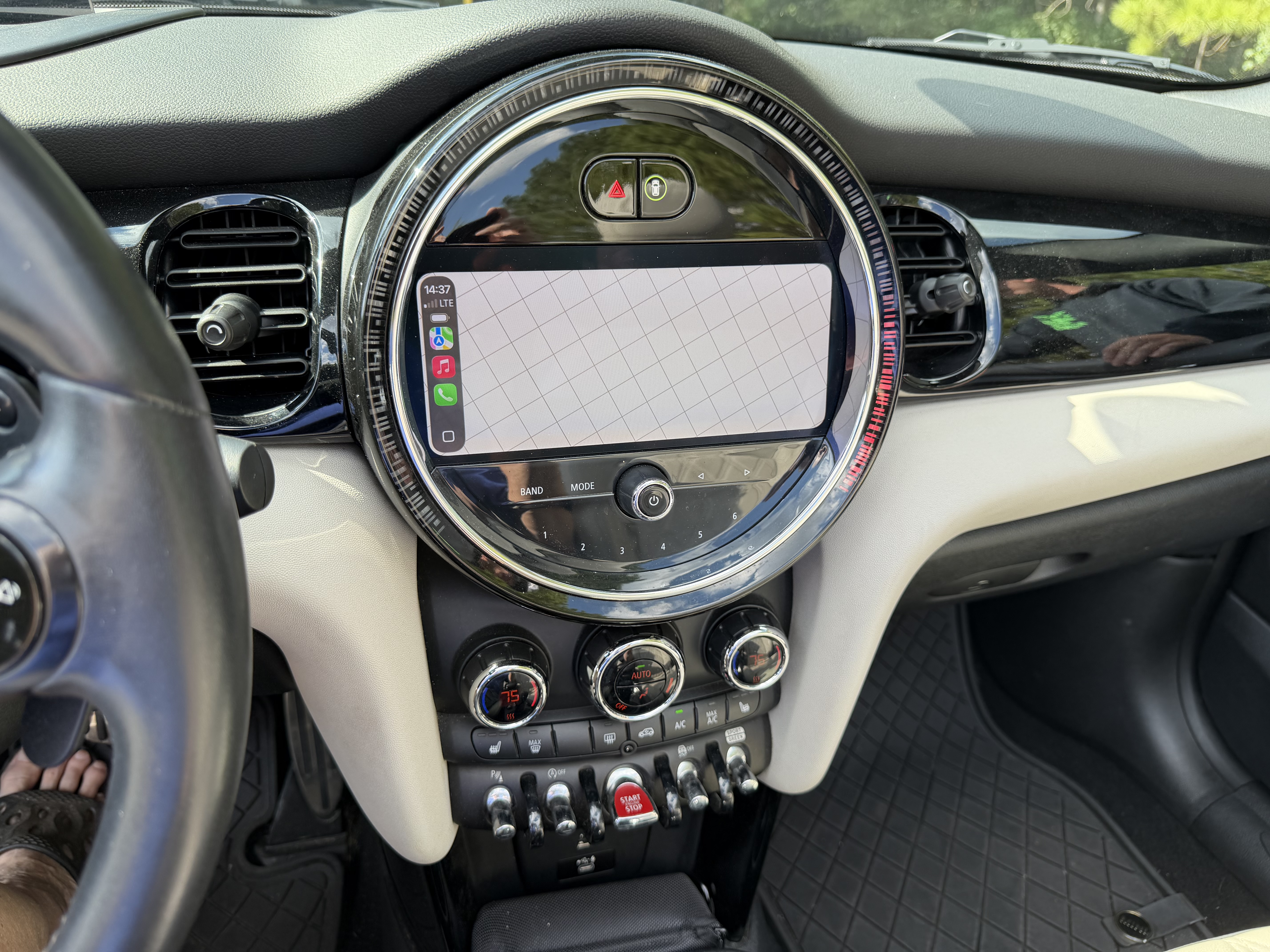 Used 2022 MINI Cooper John Cooper Works w/ Driver Assistance Package FWD image 12
